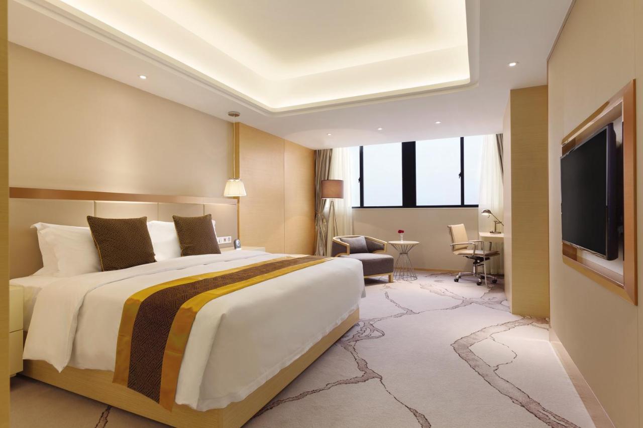 Ramada By Wyndham Enping Hotel Exterior foto