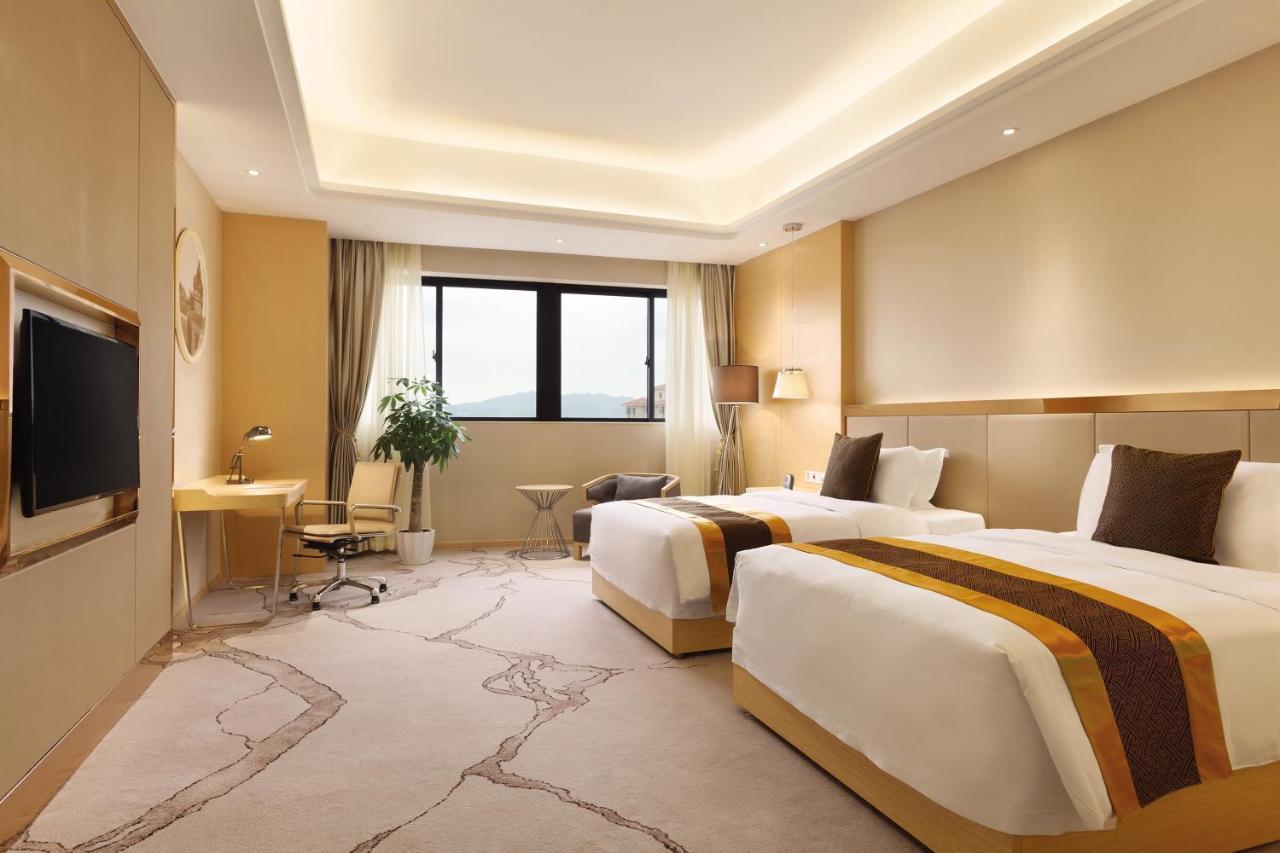 Ramada By Wyndham Enping Hotel Exterior foto